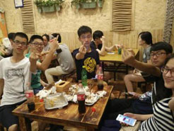 安次烧烤加盟,学烧烤技术,开烧烤店多少钱疯狂烤翅加盟